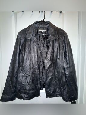 Wilsons Black Leather Jacket | Collared Zip Jacket | Women’s | XL